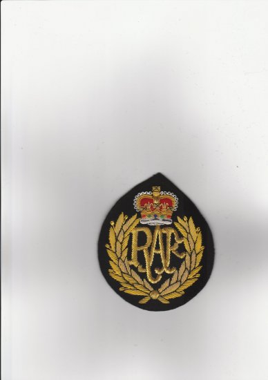 RAF QC Wreath blazer badge - Click Image to Close