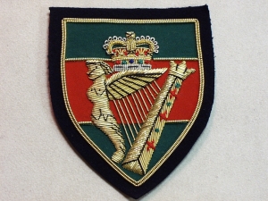 The Ulster Defence Regiment blazer badge - Click Image to Close