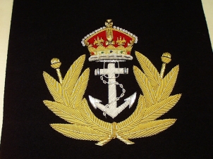 RN KC Crown, wreath and anchor large wire badge 150a - Click Image to Close